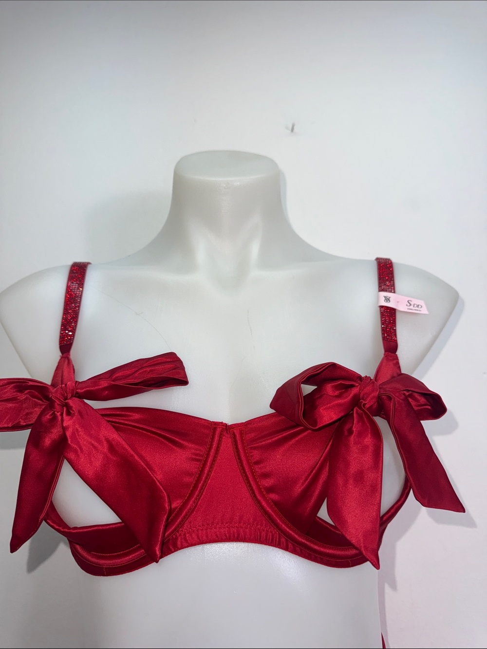 Victoria's Secret Red Satin Tie-Detail Balconette Bra Sz small DD NWT